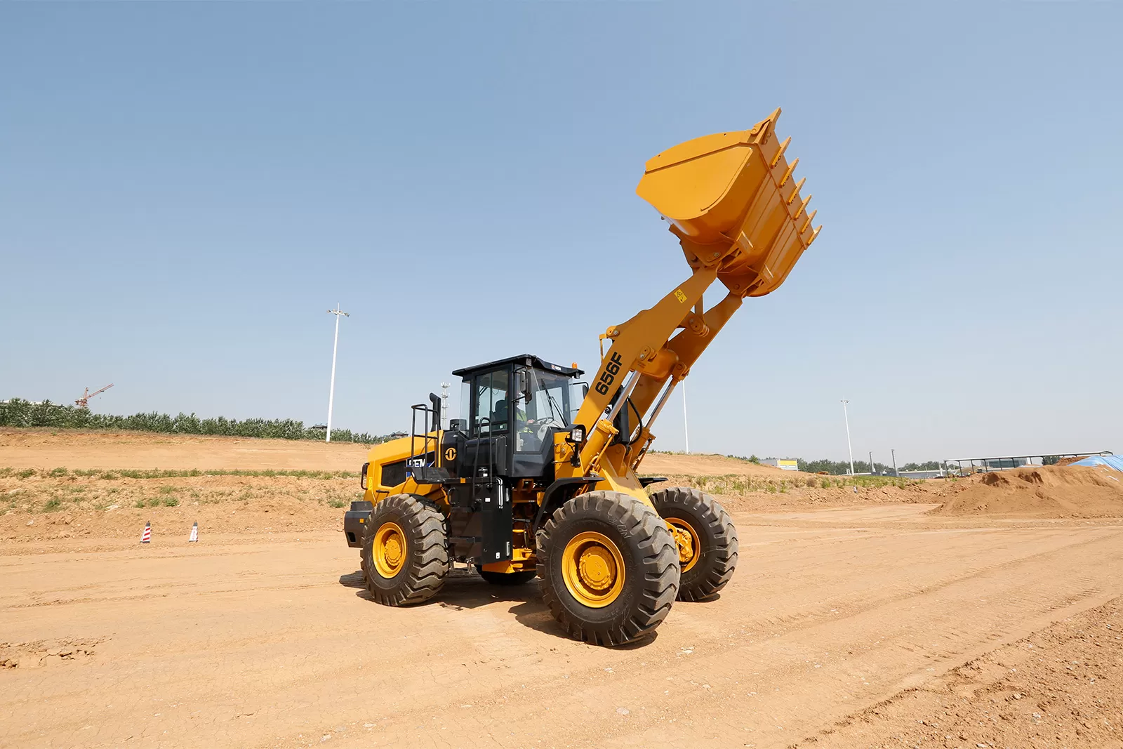 Фотографія моделі SEM 656F