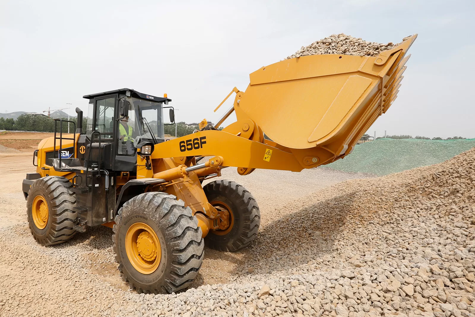 Фотографія моделі SEM 656F