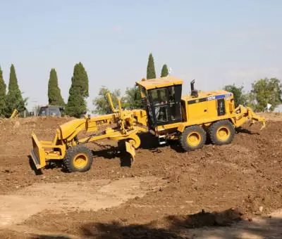Плюси автогрейдерів при виконанні різних завдань