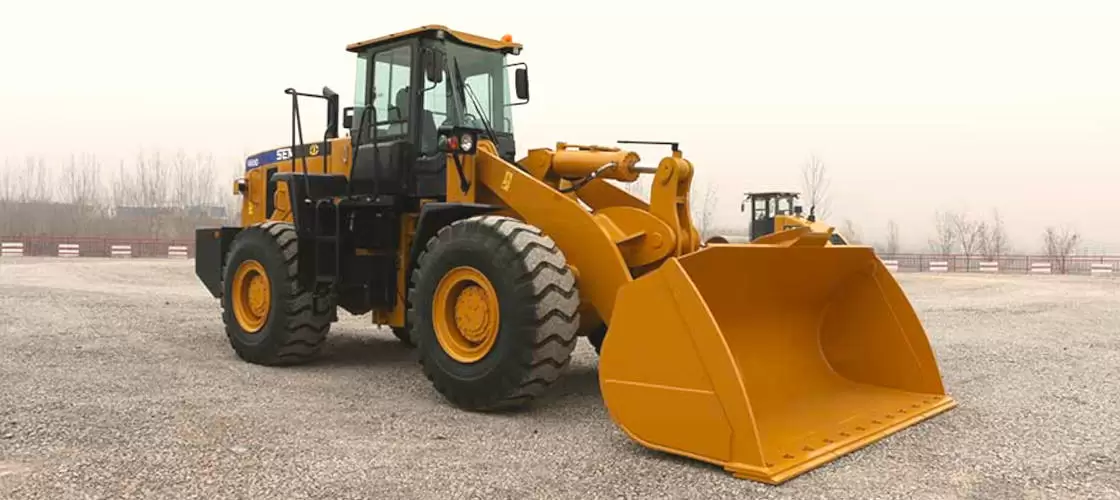 Огляд переваг фронтального навантажувача SEM 660D